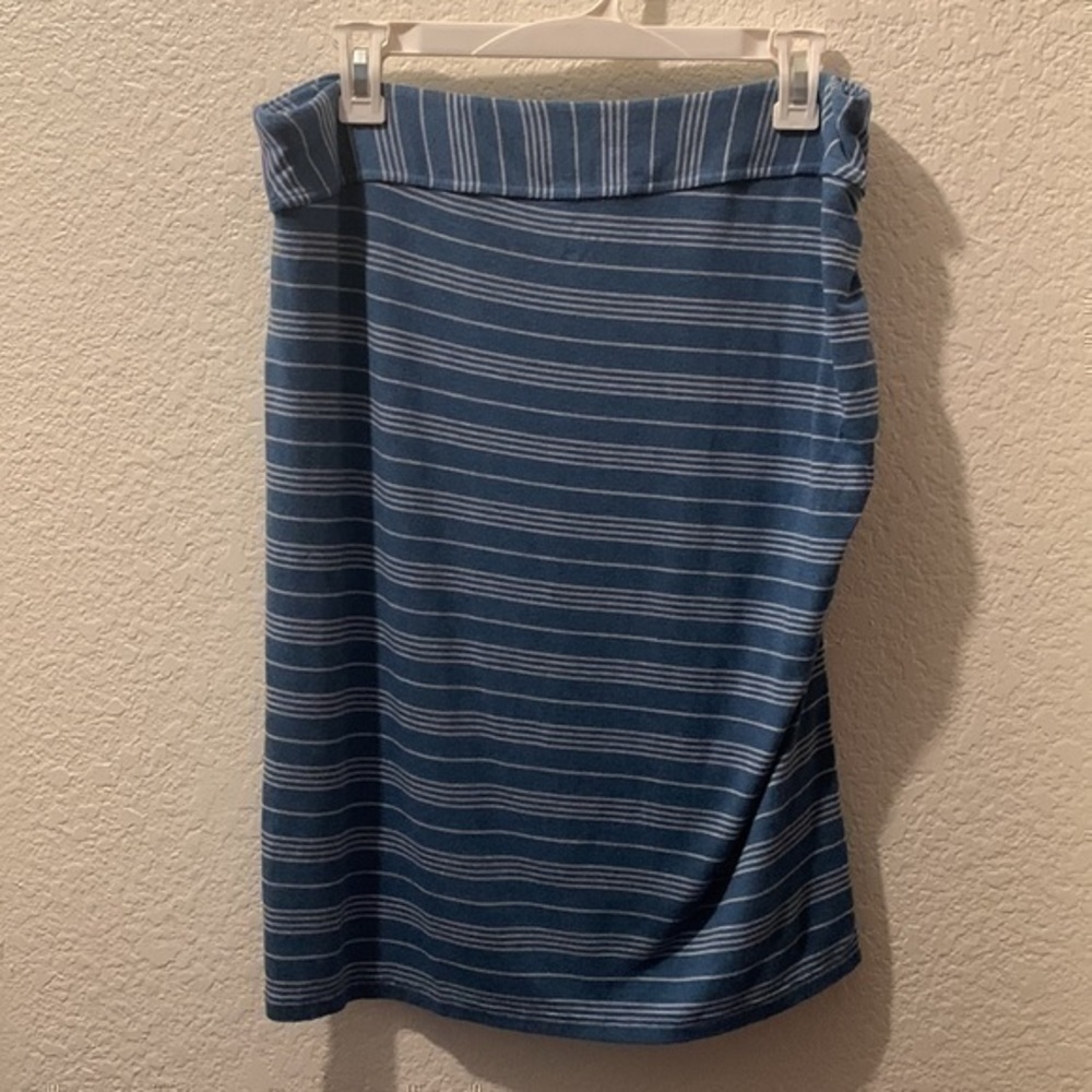 Athleta large skirt designed in Sonoma County CA - Picture 7 of 9